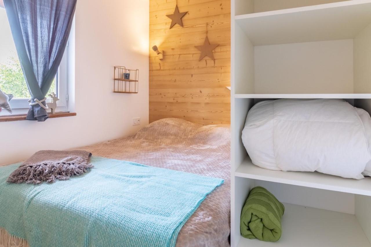 Le cocon ideal pour six personnes avec vue sur les montagnes Génos Extérieur photo