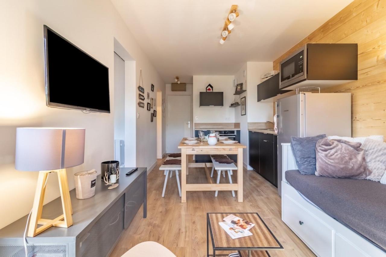 Le cocon ideal pour six personnes avec vue sur les montagnes Génos Extérieur photo