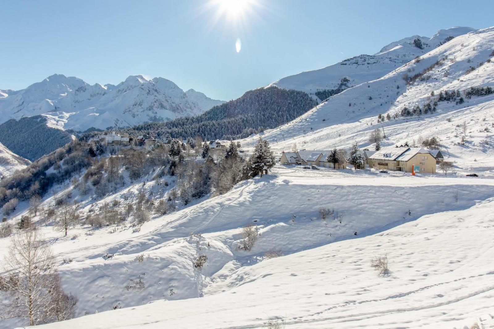 Le cocon ideal pour six personnes avec vue sur les montagnes Génos Extérieur photo