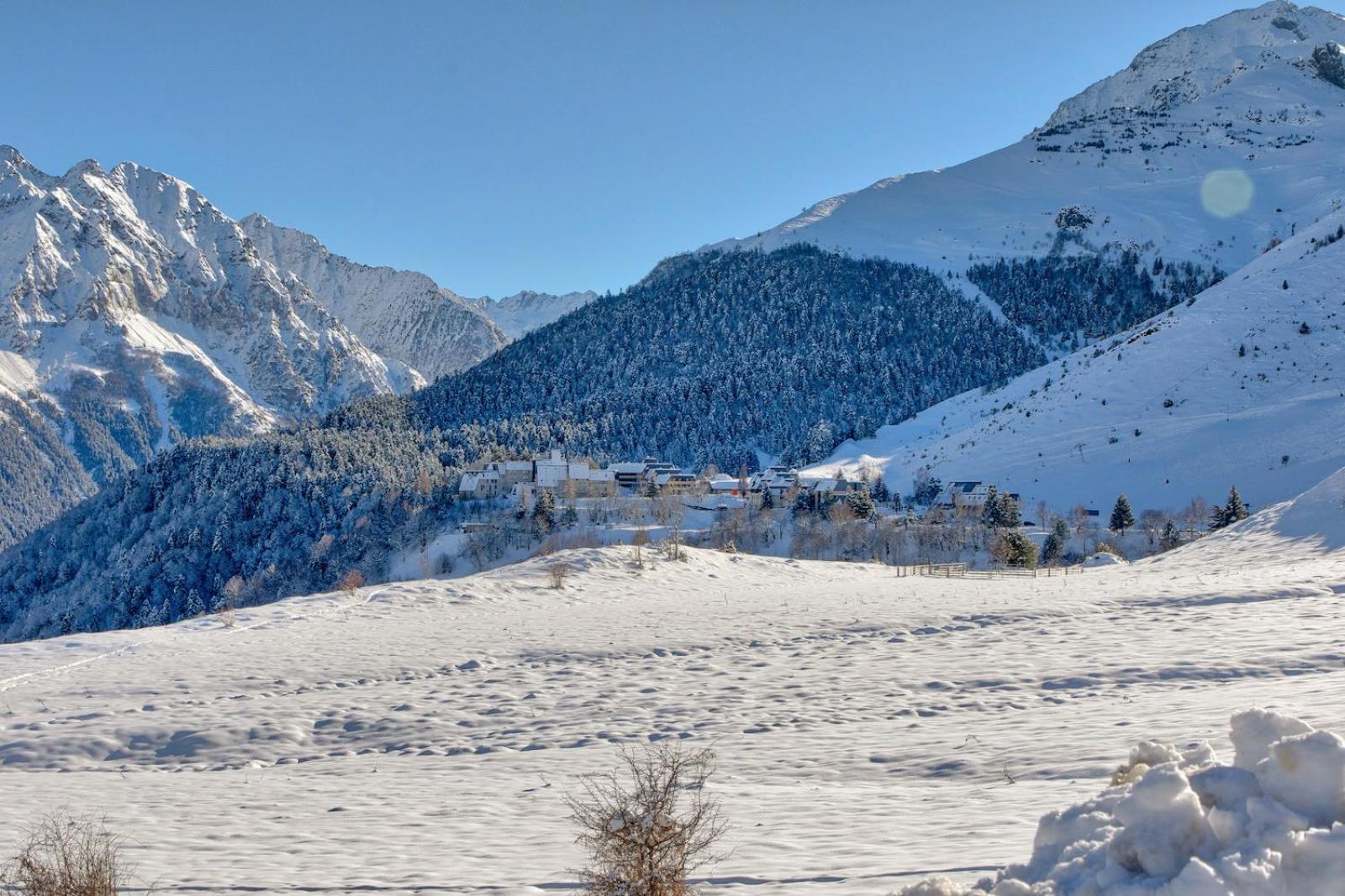 Le cocon ideal pour six personnes avec vue sur les montagnes Génos Extérieur photo