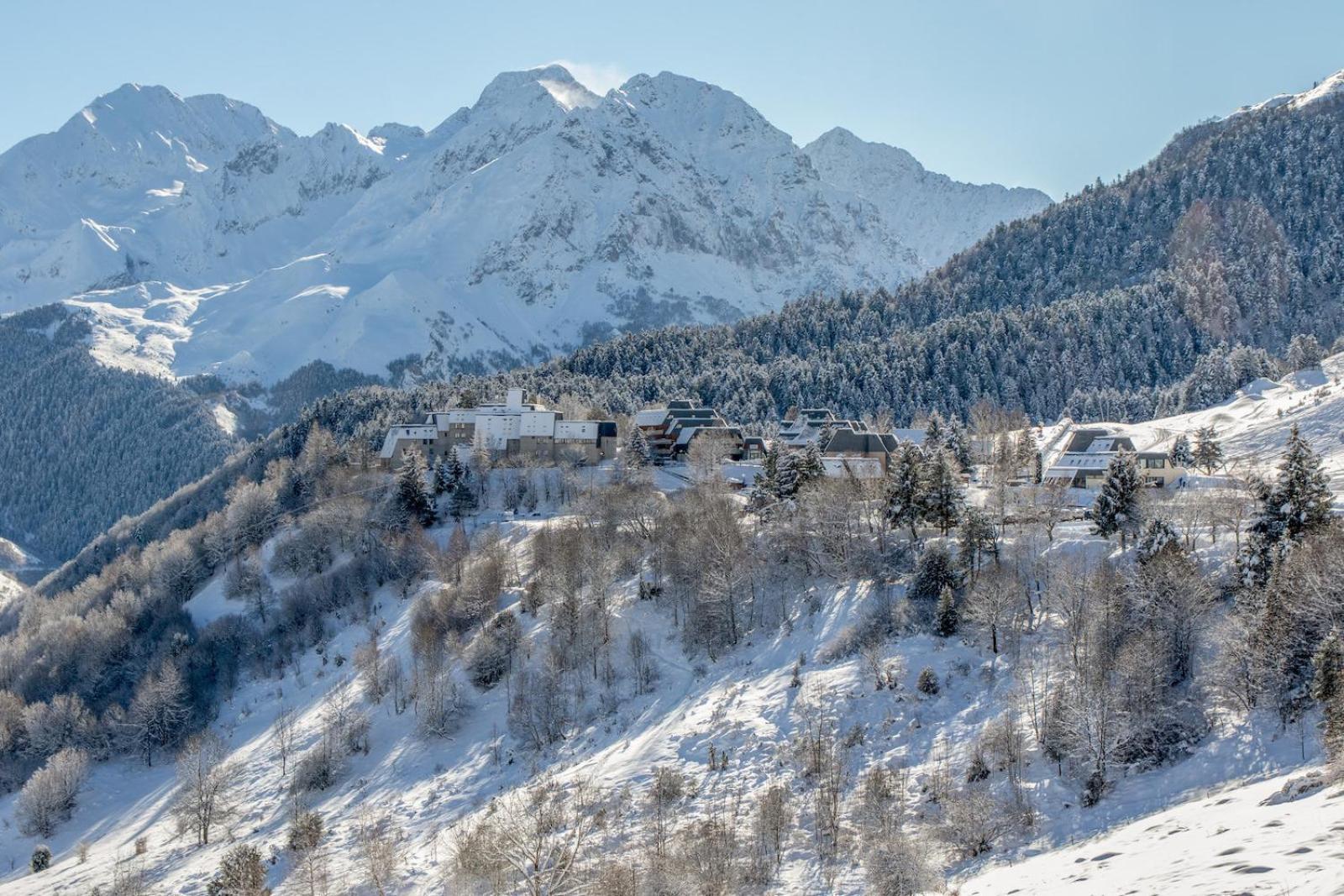 Le cocon ideal pour six personnes avec vue sur les montagnes Génos Extérieur photo